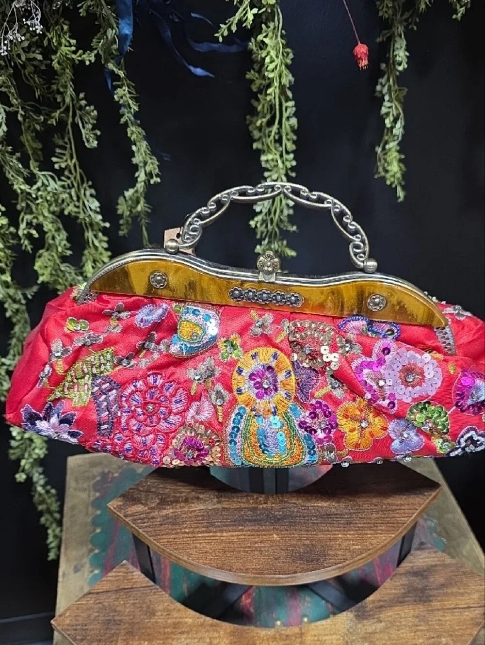 Embroidered Red Satin Floral Kiss-Lock Clutch